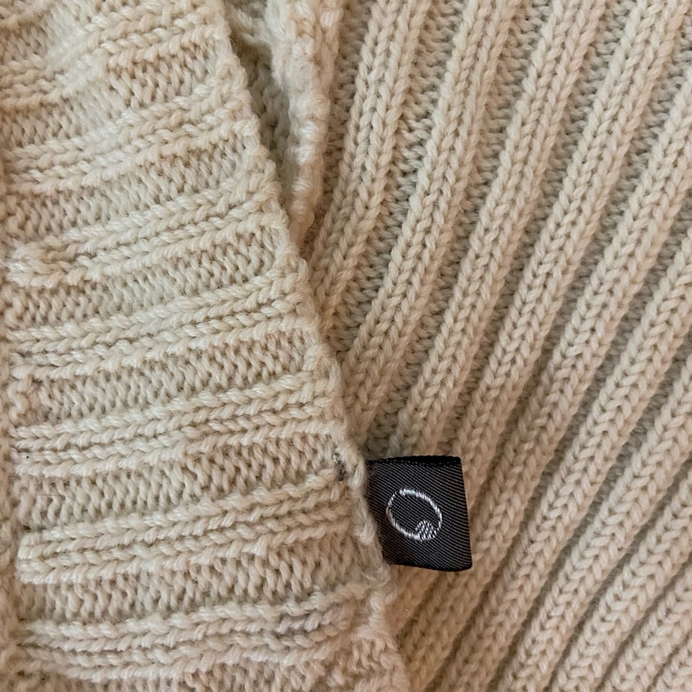 Rare Lululemon (OQOQO) Sleeveless Knit Sweater Vest Dress - Picture 8 of 11